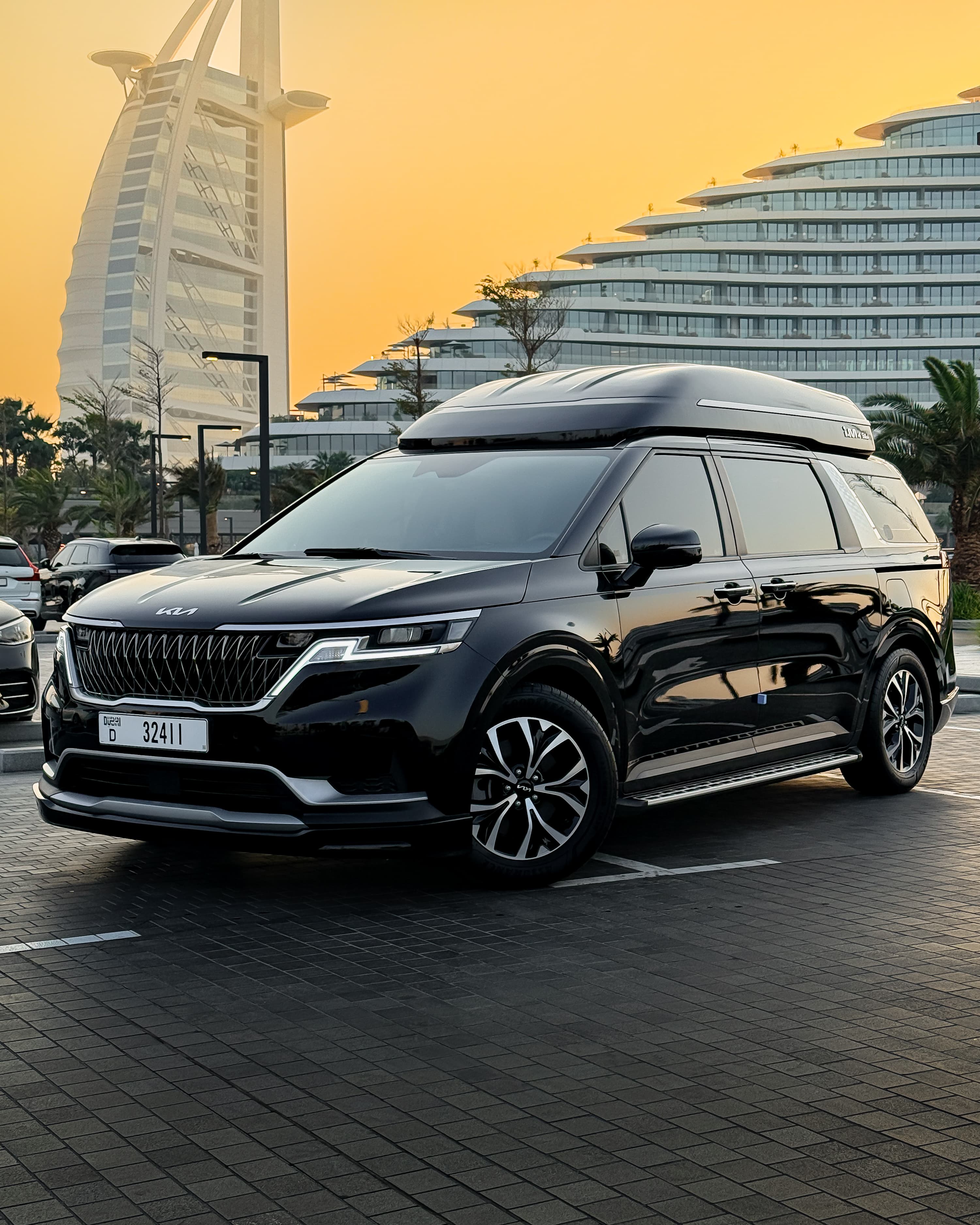 Rent Kia Carnival VIP: Luxury Meets Versatility 2023 in Dubai for rent in Dubai — Kia