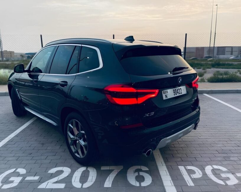 Rent BMW X3 2021