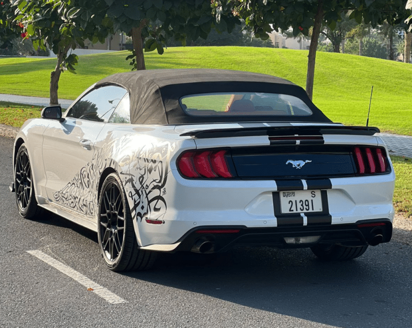 Rent Ford Mustang EcoBoost Convertible V4 2020