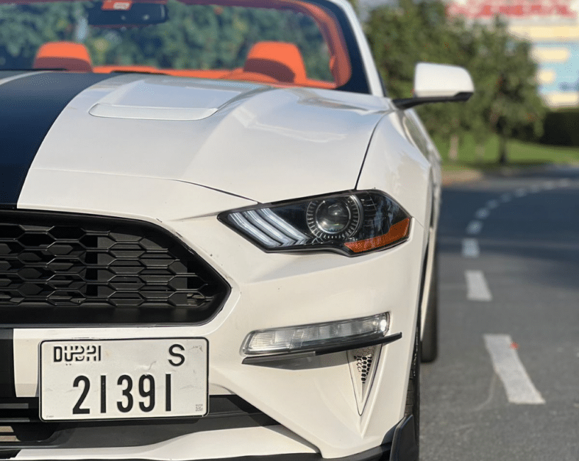 Rent Ford Mustang EcoBoost Convertible V4 2020