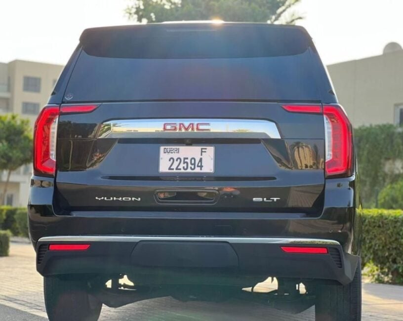 Rent GMC Yukon 2022