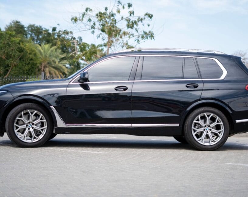 Rent BMW X7 2024