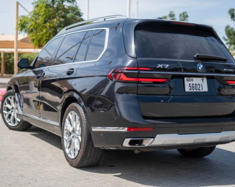 Rent BMW X7 2024