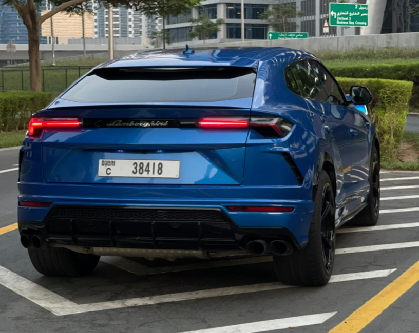 Rent Lamborghini Urus 2019